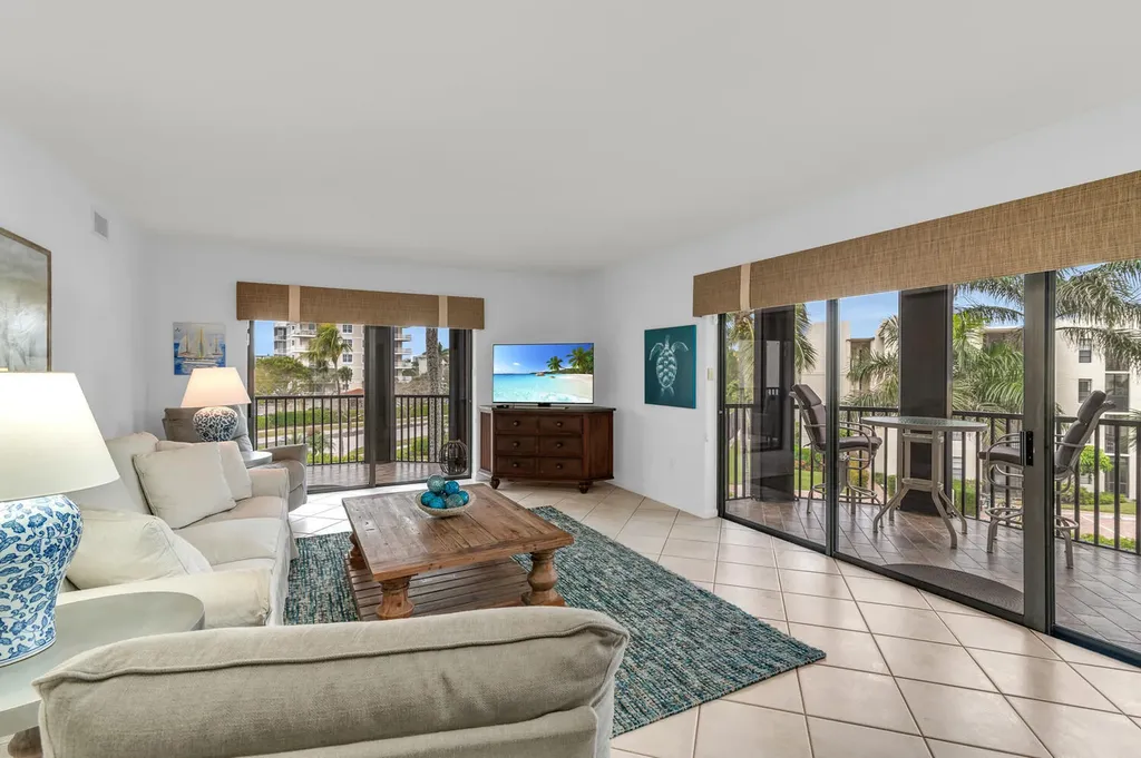 961 Collier Marco Island FL 34145