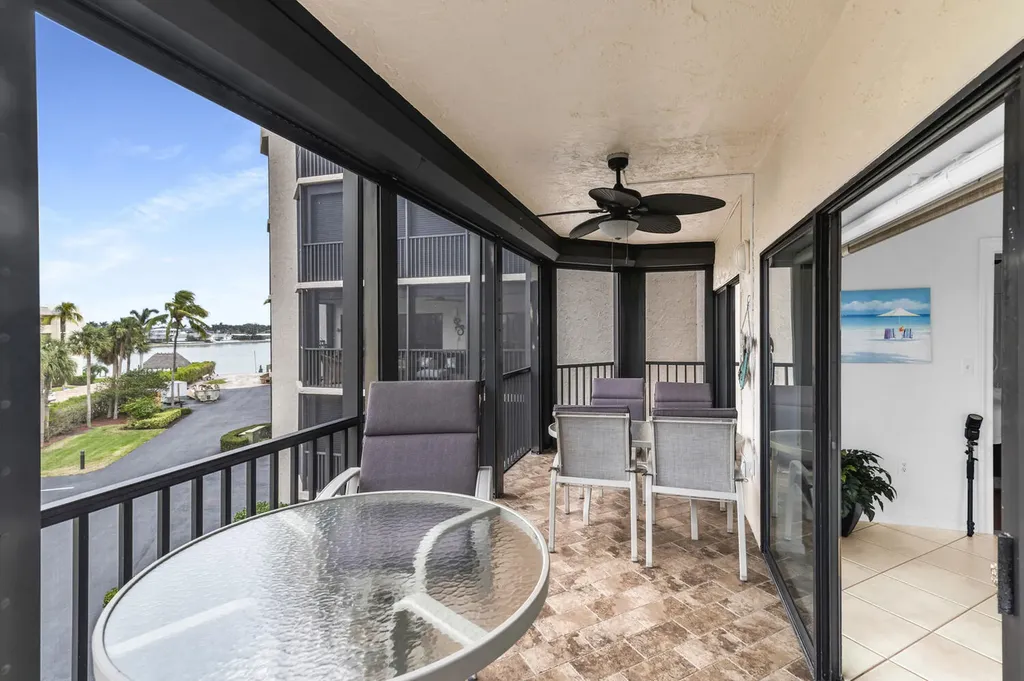 961 Collier Marco Island FL 34145