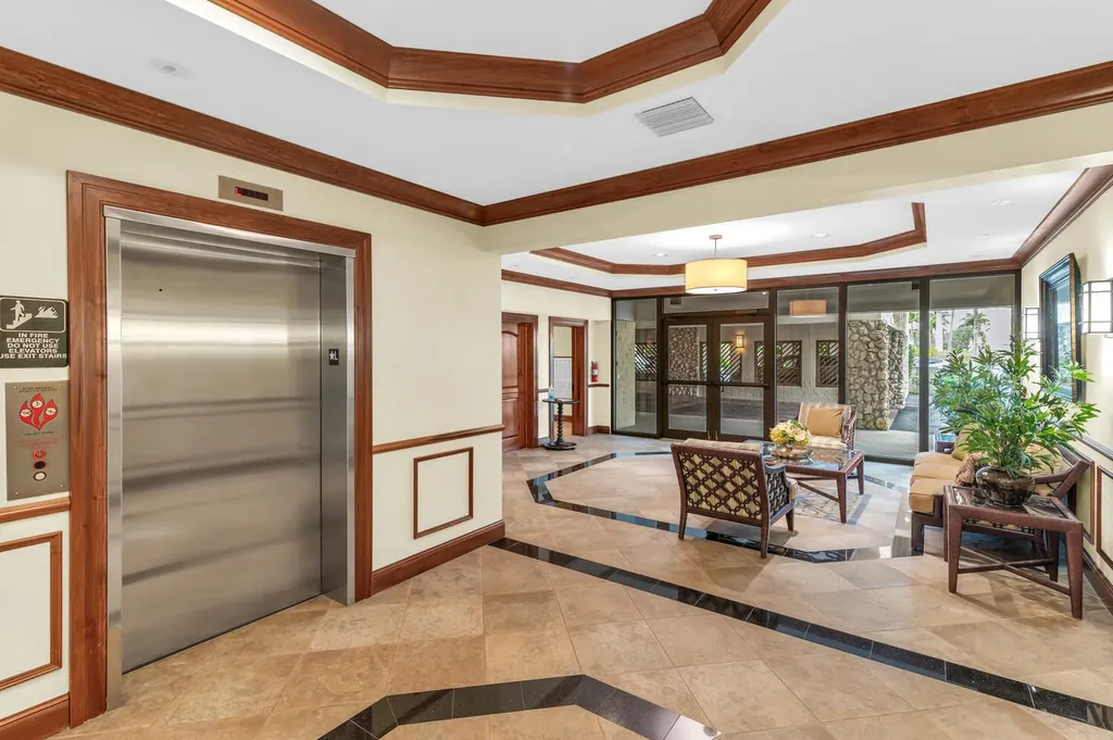 961 Collier Marco Island FL 34145