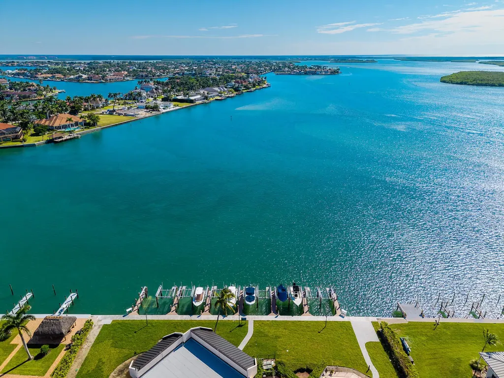 961 Collier Marco Island FL 34145