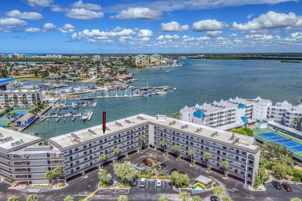 999 Anglers Cove Marco Island FL 34145