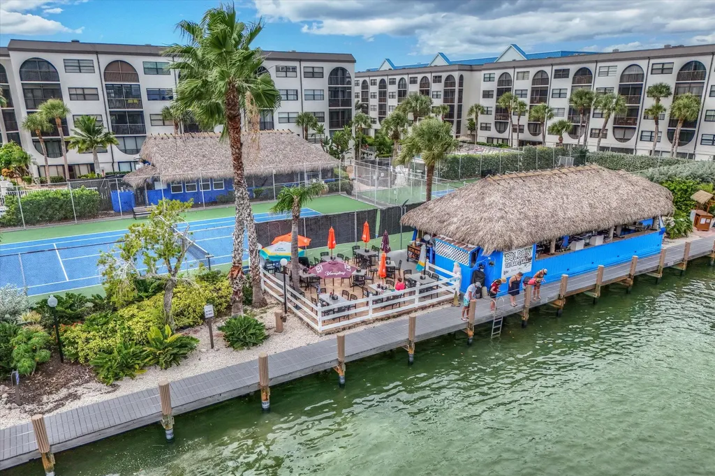 999 Anglers Cove Marco Island FL 34145