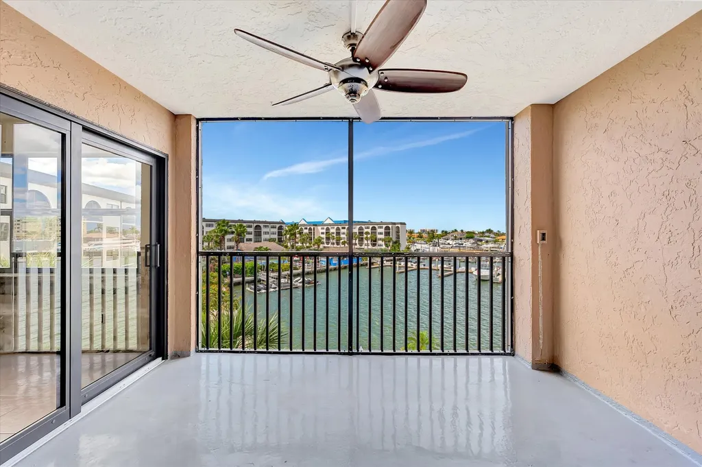 999 Anglers Cove Marco Island FL 34145