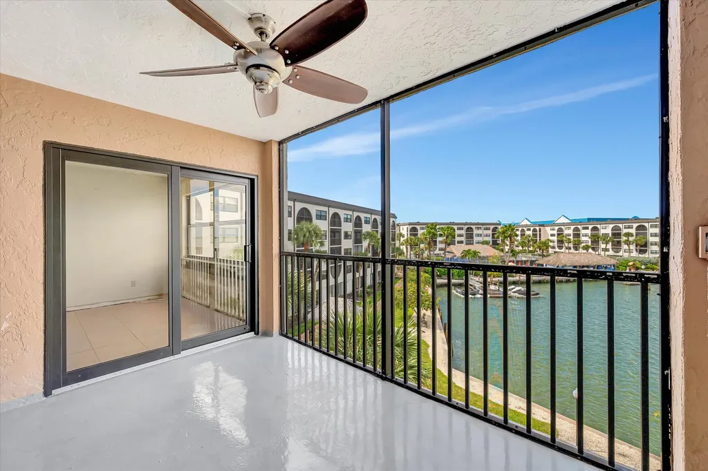 999 Anglers Cove Marco Island FL 34145