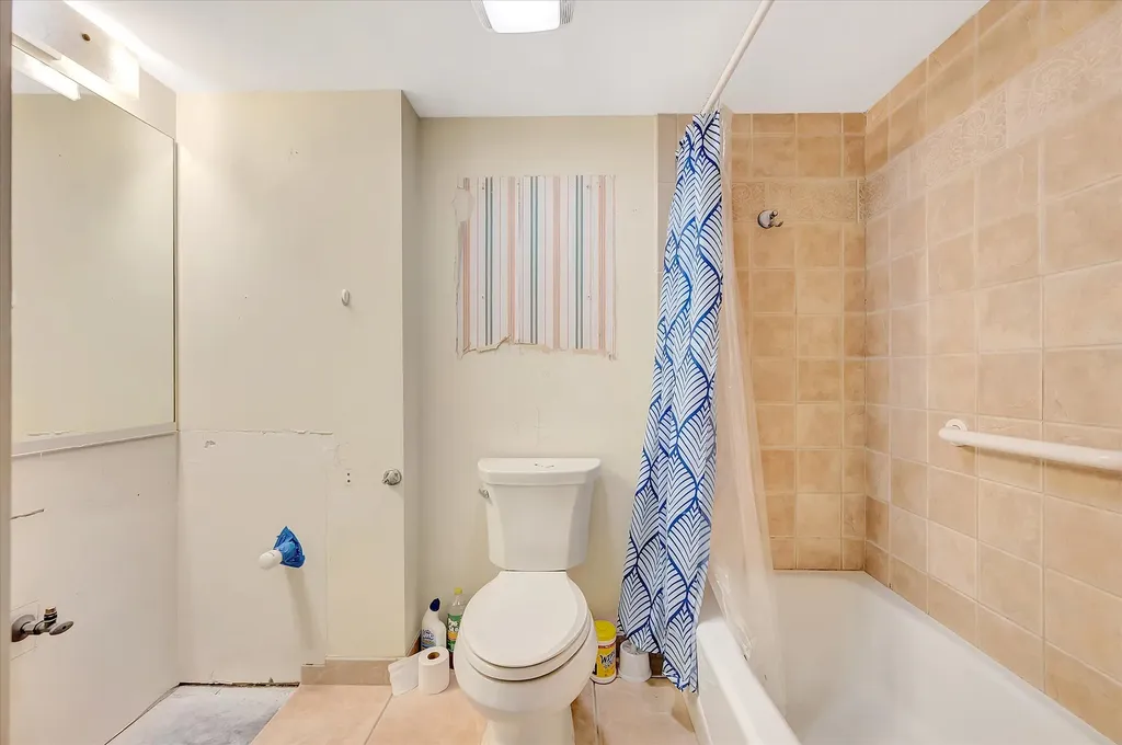 999 Anglers Cove Marco Island FL 34145