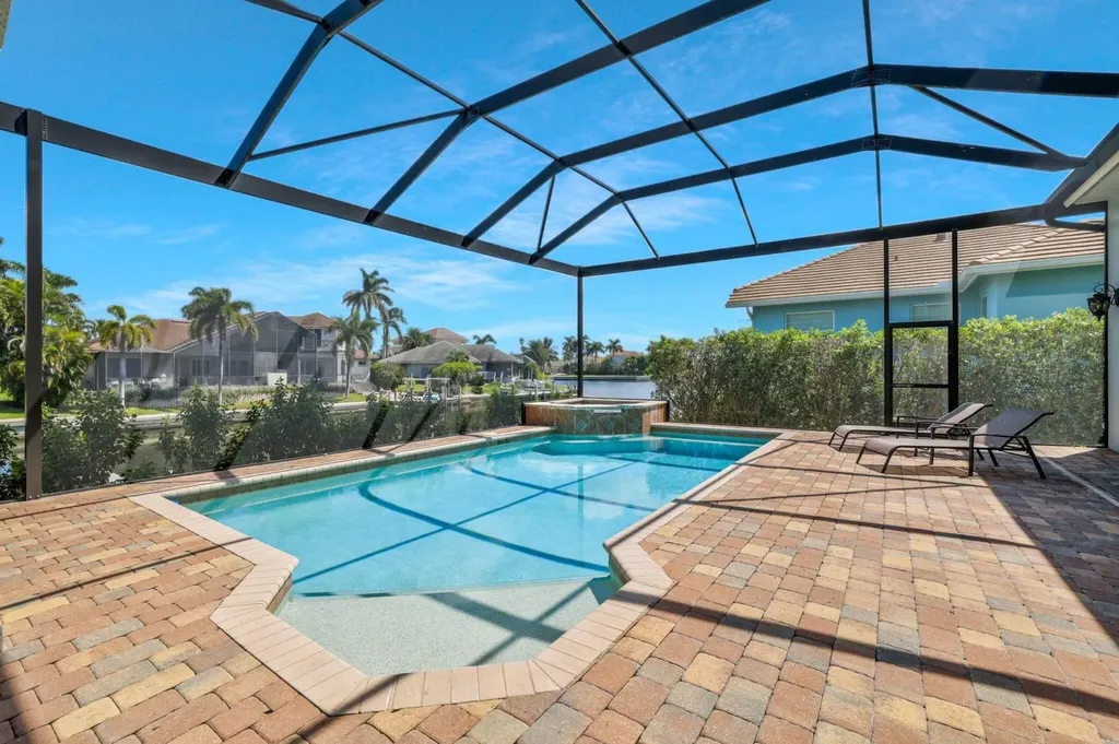 541 Taylor Court Marco Island FL 34145