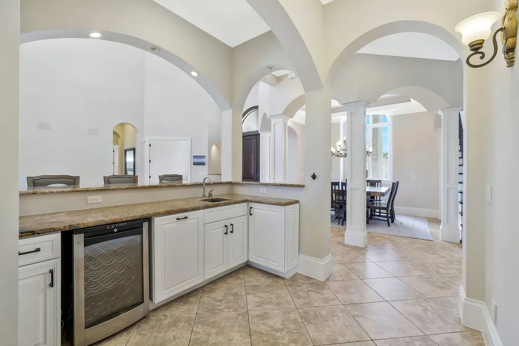 541 Taylor Court Marco Island FL 34145