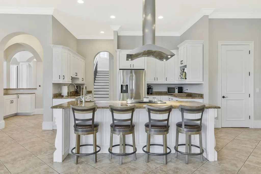 541 Taylor Court Marco Island FL 34145