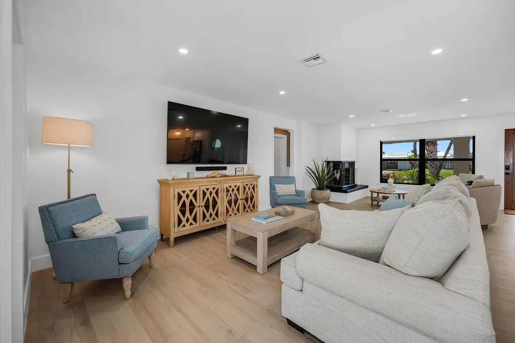 169 Ibis Street Fort Myers Beach FL 33931