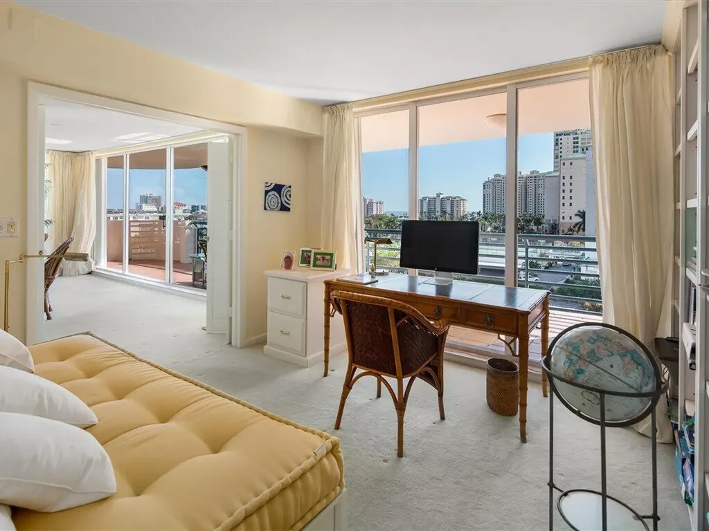 870 S Collier Marco Island FL 34145