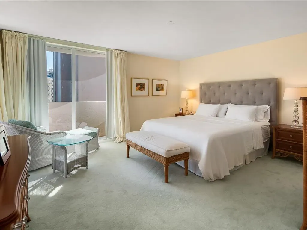 870 S Collier Marco Island FL 34145