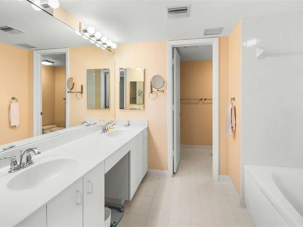 870 S Collier Marco Island FL 34145