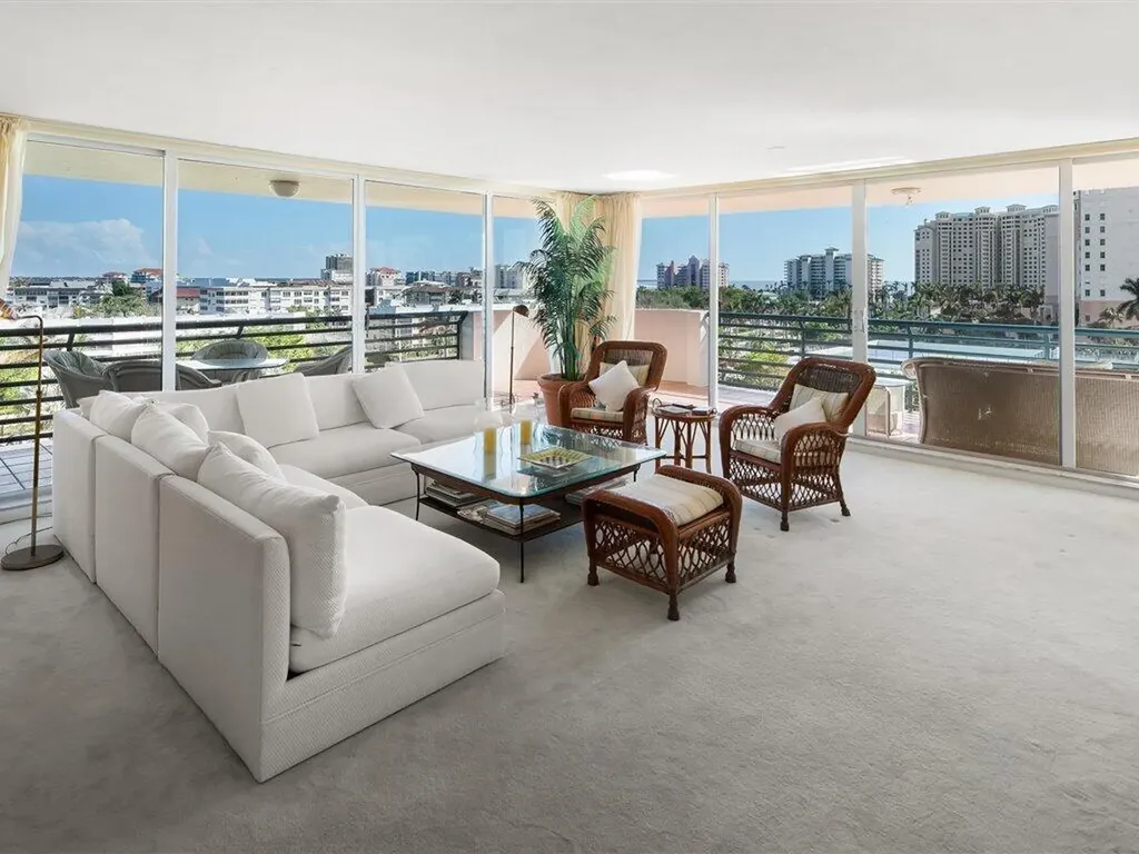 870 S Collier Marco Island FL 34145