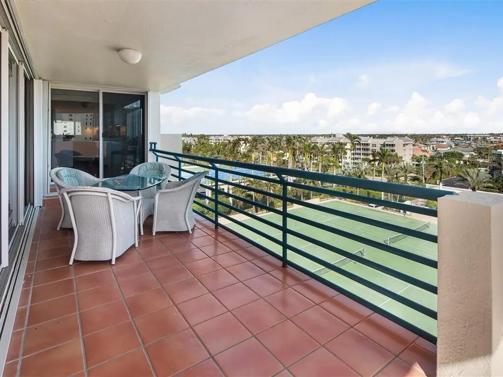 870 S Collier Marco Island FL 34145