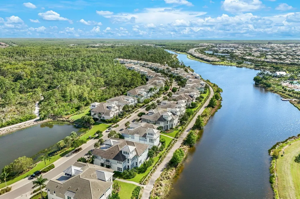 6573 Dominica Naples FL 34113