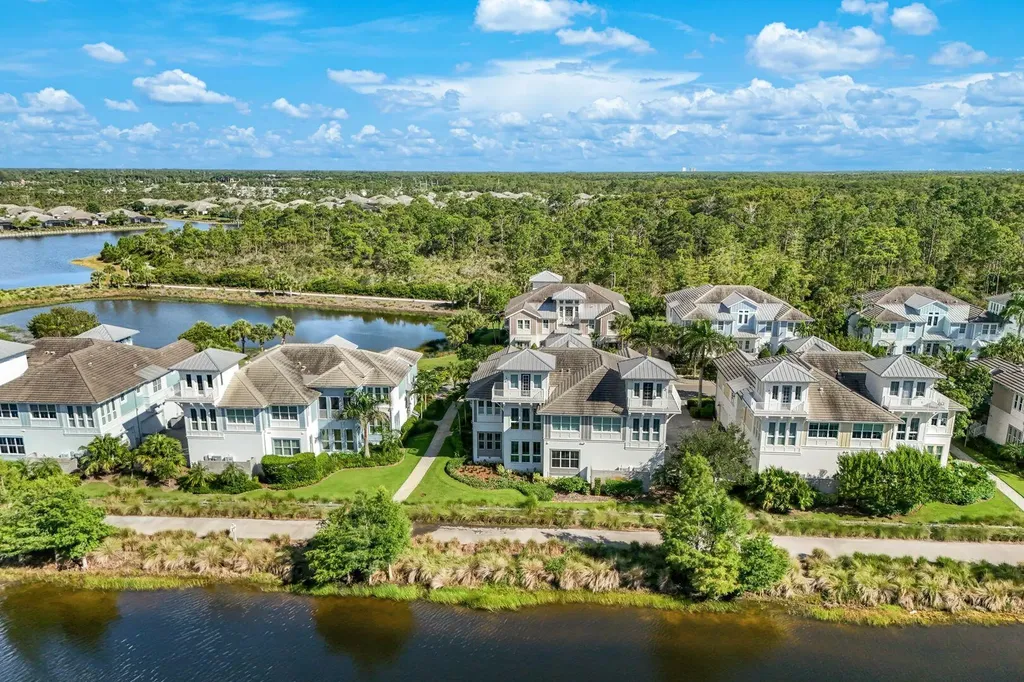 6573 Dominica Naples FL 34113