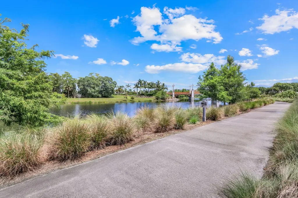 6573 Dominica Naples FL 34113