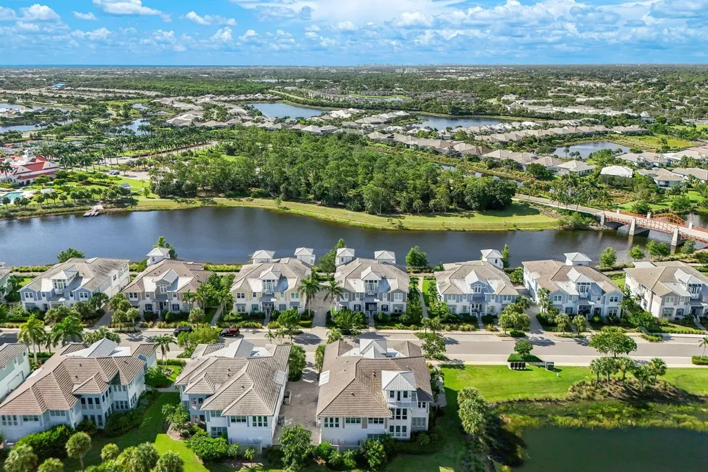 6573 Dominica Naples FL 34113