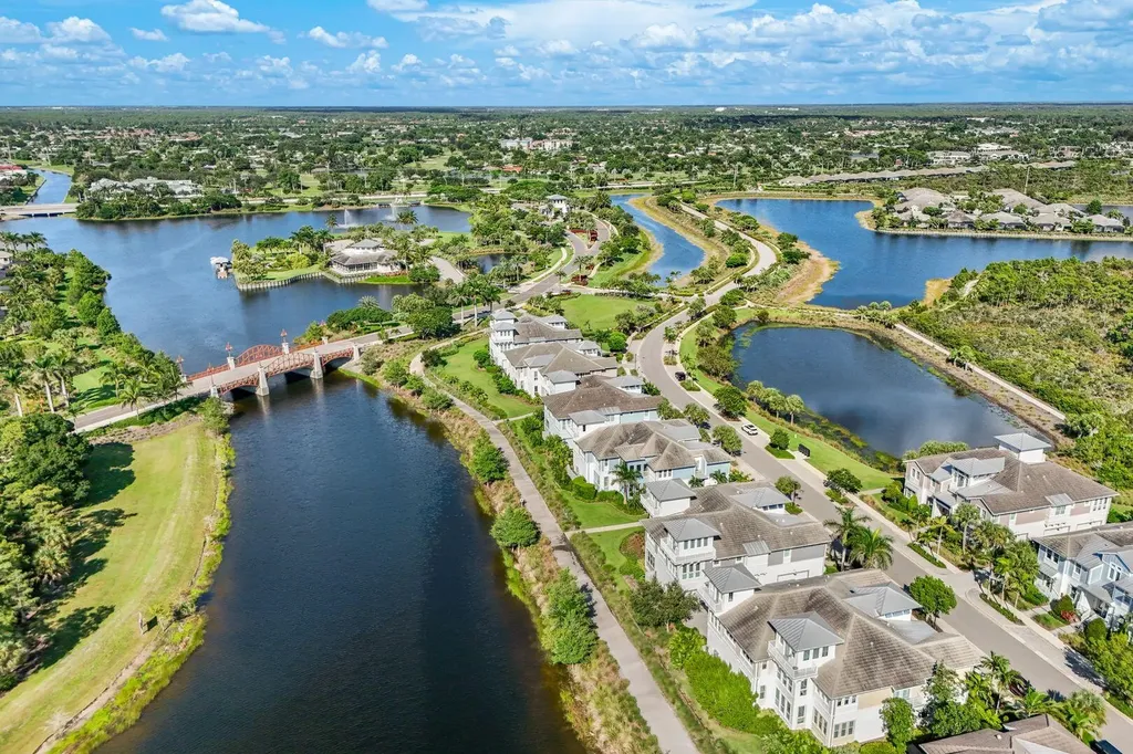 6573 Dominica Naples FL 34113