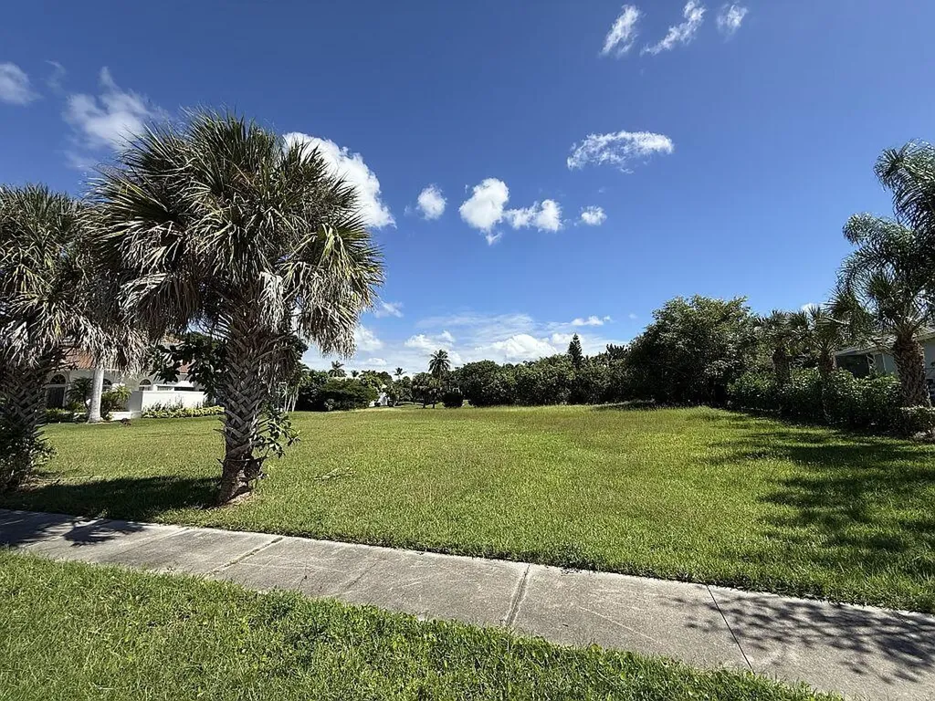 651 S Barfield Drive Marco Island FL 34145