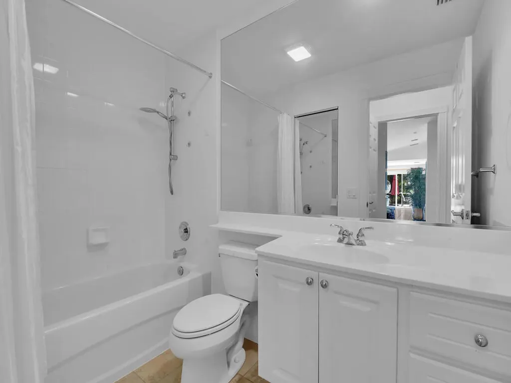 8084 Xenia Lane Naples FL 34114