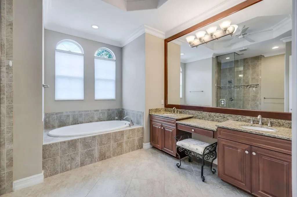 9337 Campanile Circle Naples FL 34114