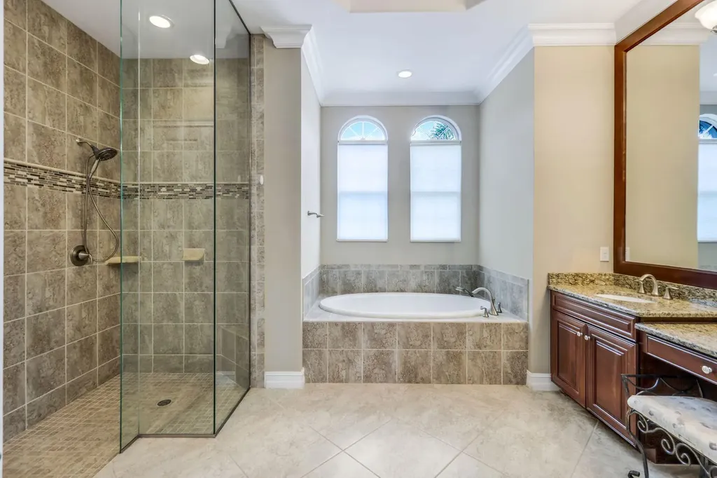 9337 Campanile Circle Naples FL 34114