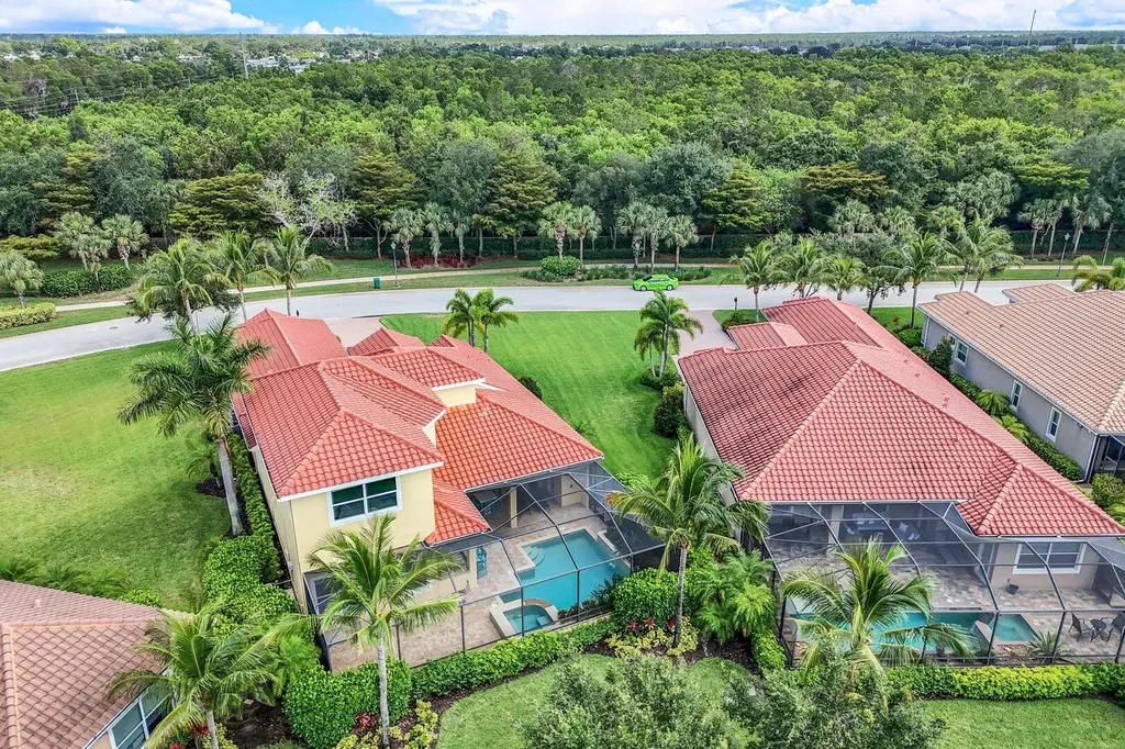 9337 Campanile Circle Naples FL 34114
