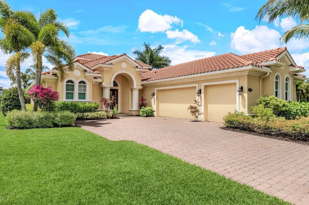 9337 Campanile Circle Naples FL 34114