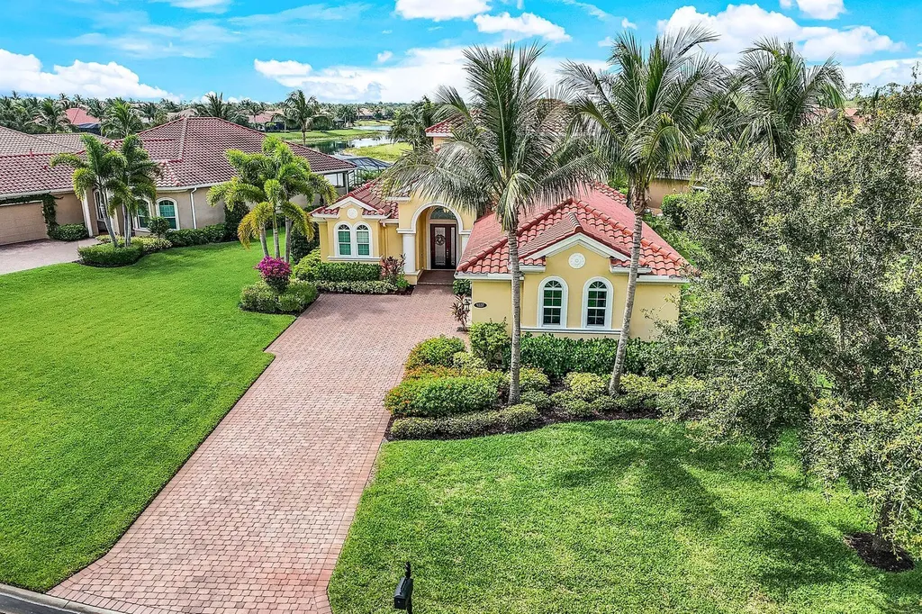 9337 Campanile Circle Naples FL 34114