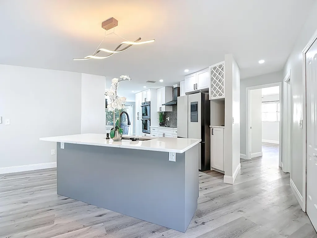 620 N Barfield Drive Marco Island FL 34145