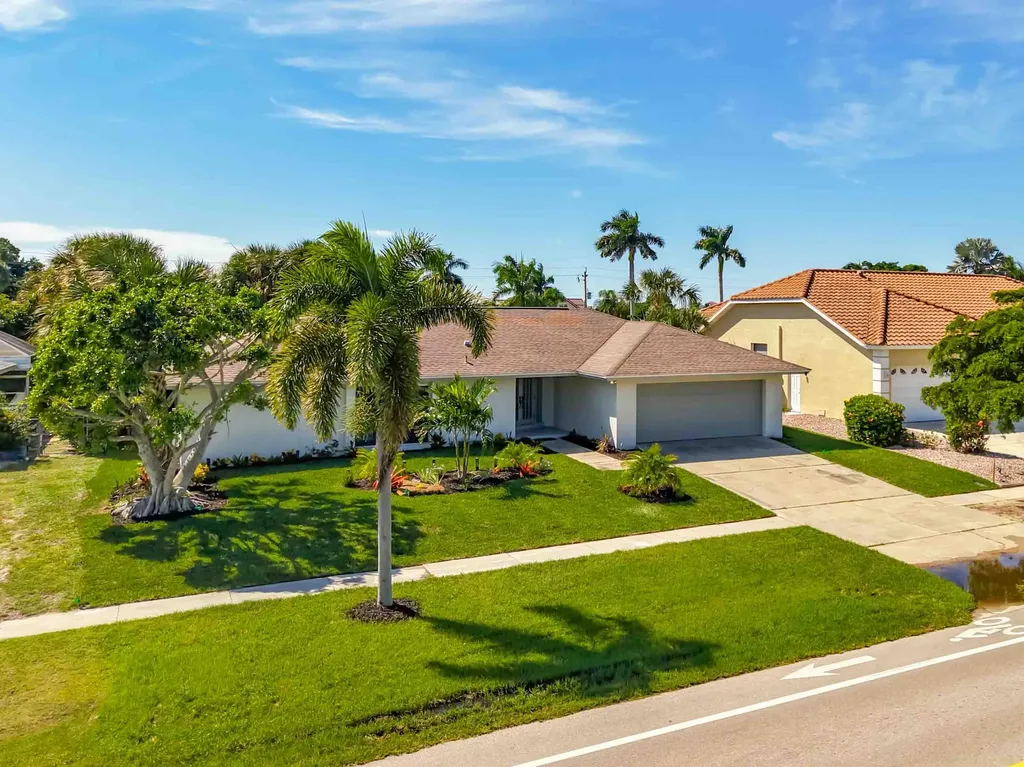 620 N Barfield Drive Marco Island FL 34145