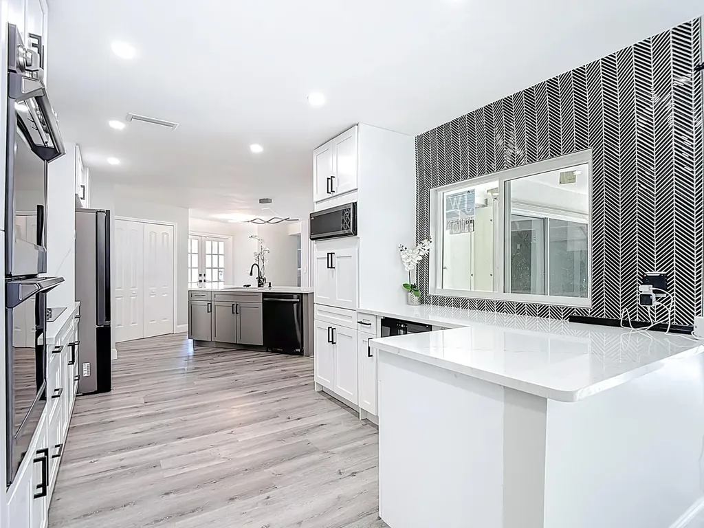 620 N Barfield Drive Marco Island FL 34145