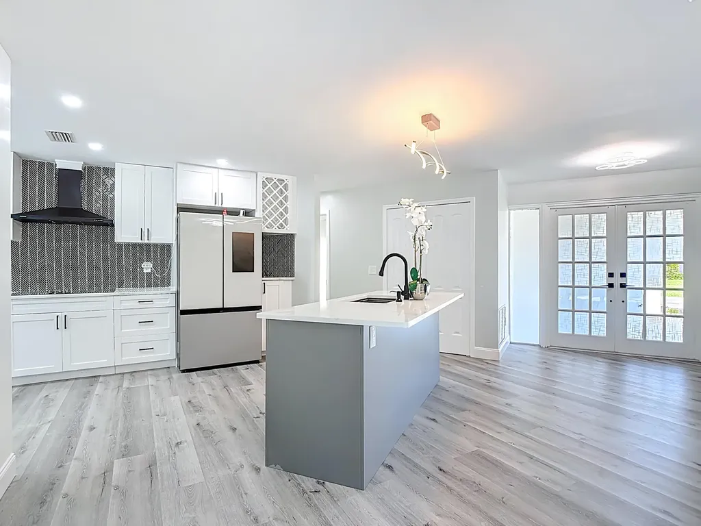 620 N Barfield Drive Marco Island FL 34145