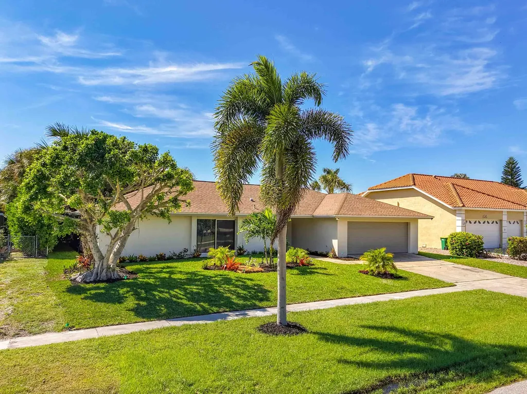 620 N Barfield Drive Marco Island FL 34145