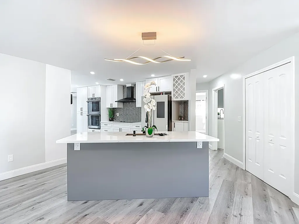 620 N Barfield Drive Marco Island FL 34145