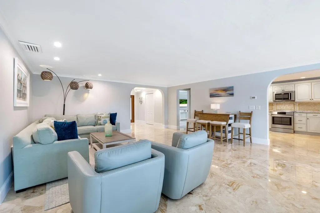 418 Tarpon Court Marco Island FL 34145