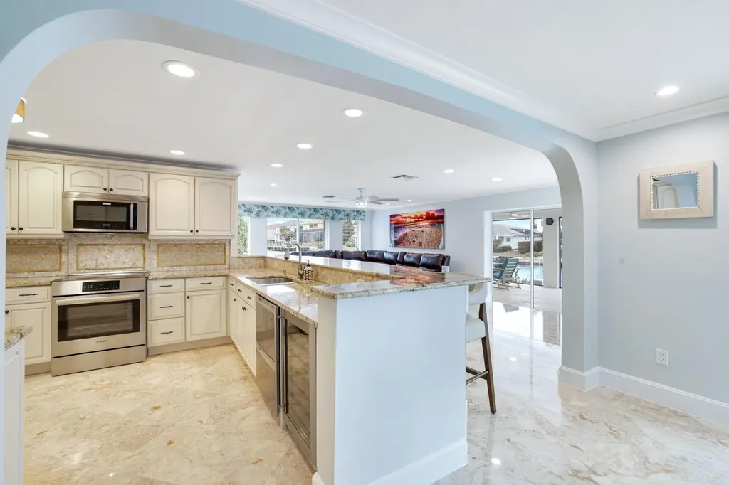 418 Tarpon Court Marco Island FL 34145