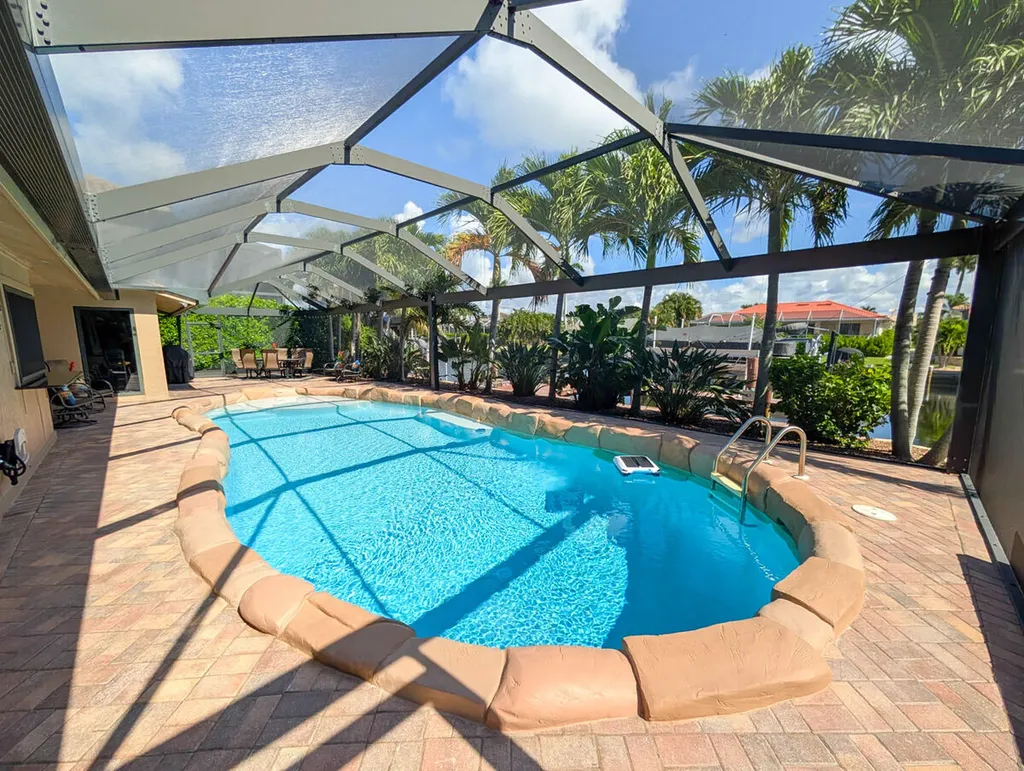 211 Seahorse Court Marco Island FL 34145