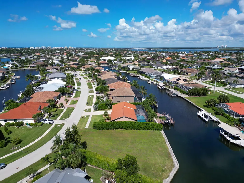 211 Seahorse Court Marco Island FL 34145