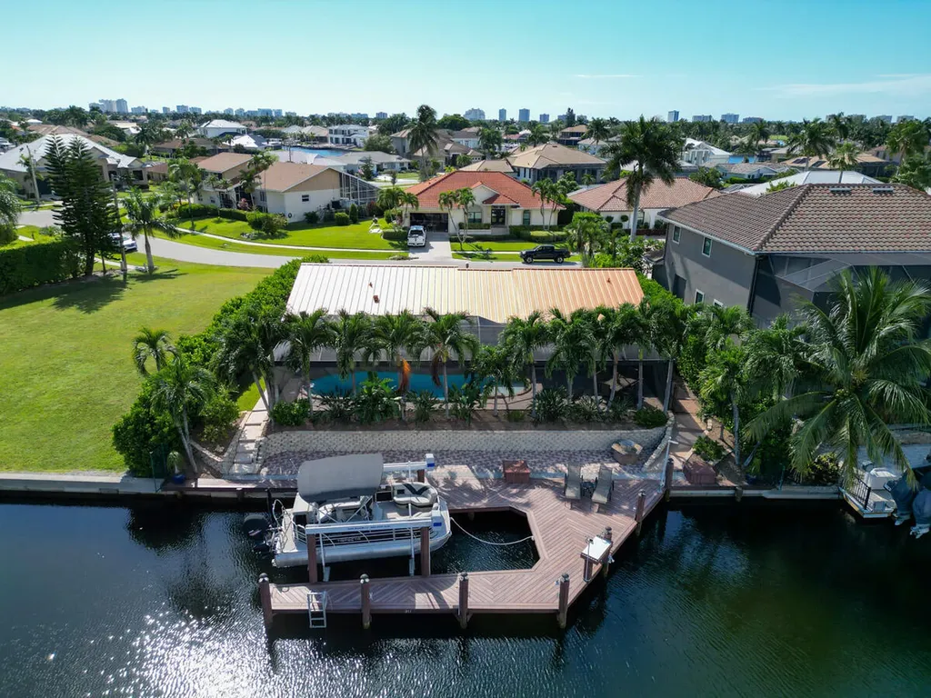 211 Seahorse Court Marco Island FL 34145