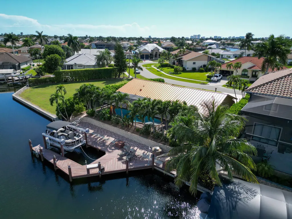 211 Seahorse Court Marco Island FL 34145