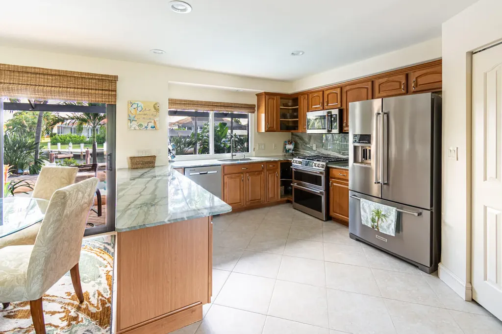 211 Seahorse Court Marco Island FL 34145