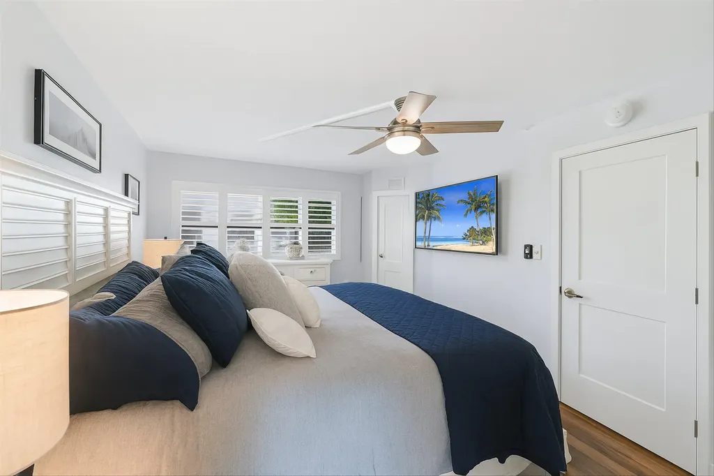 1011 Anglers Cove Cove Marco Island FL 34145