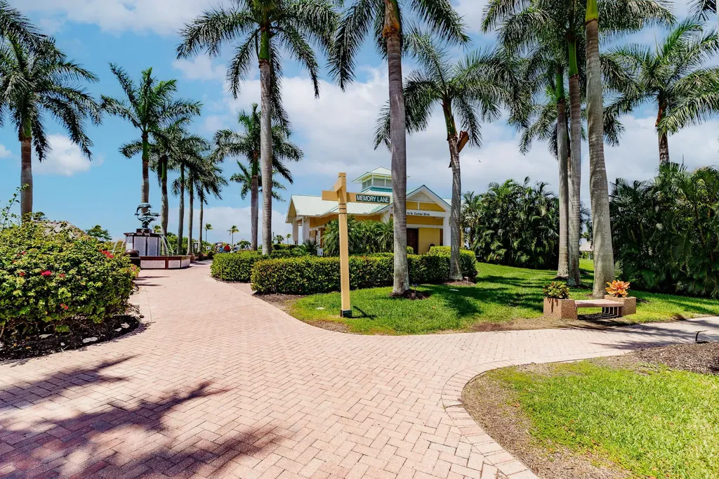 1011 Anglers Cove Cove Marco Island FL 34145