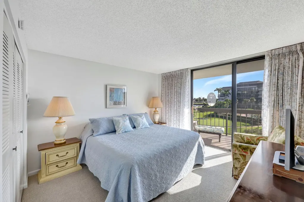 651 Seaview Court Marco Island FL 34145