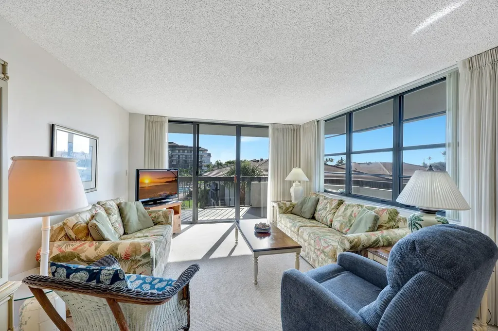 651 Seaview Court Marco Island FL 34145