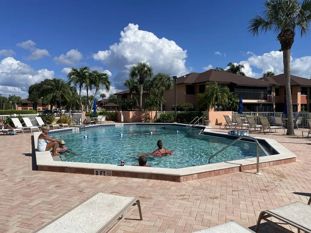 1536 Mainsail Drive Naples FL 34114