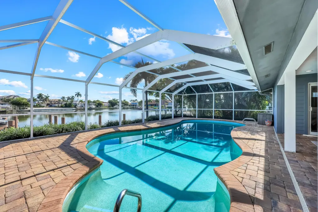 427 Nassau Court Marco Island FL 34145