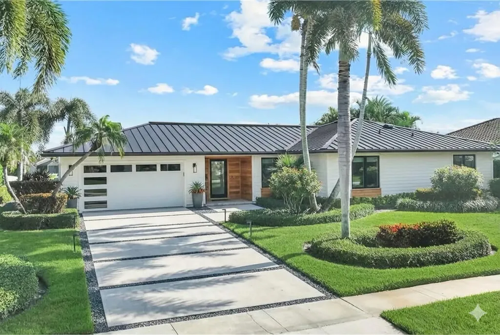 427 Nassau Court Marco Island FL 34145